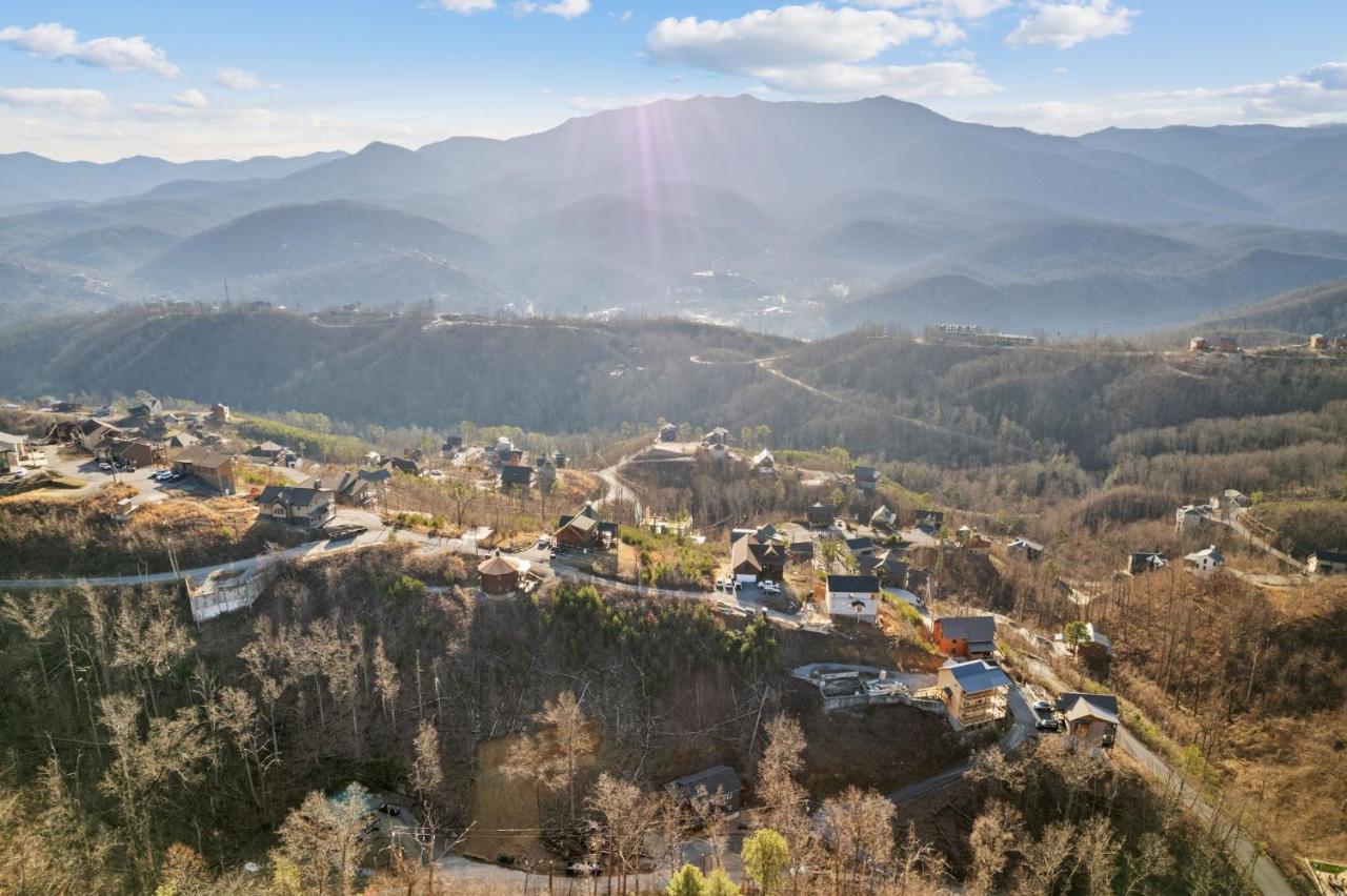 蓋特林堡Mins To Gburg Sleeps 8 Hot Tub Arcade Area Pool别墅 外观 照片