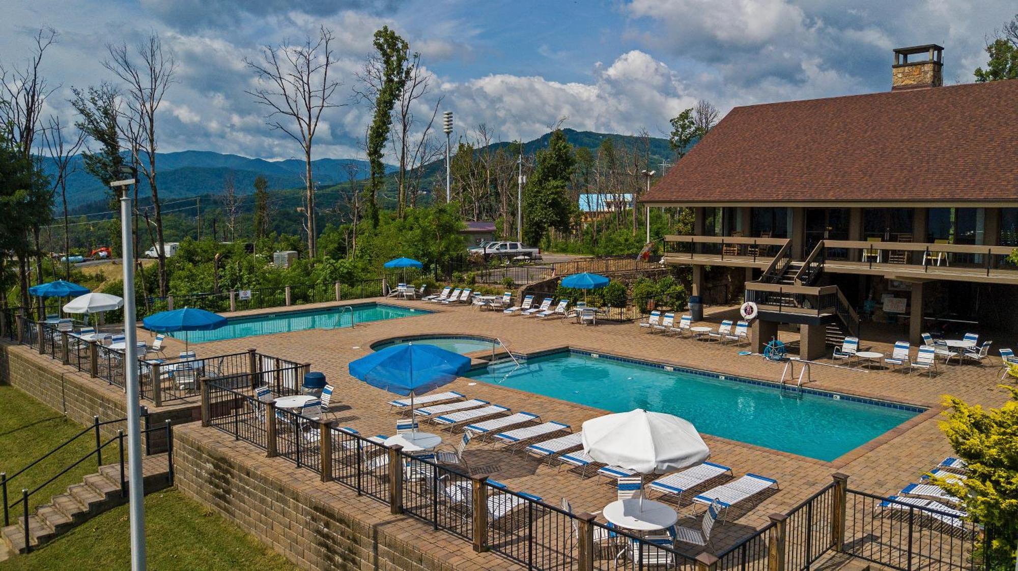 蓋特林堡Mins To Gburg Sleeps 8 Hot Tub Arcade Area Pool别墅 外观 照片